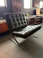 Barcelona chair, Ophalen of Verzenden, Zo goed als nieuw, 50 tot 75 cm, Leer