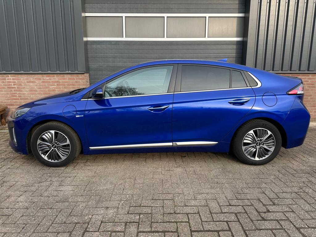 Hyundai IONIQ 1.6 GDi PHEV Premium Stuurverw, Stoelkoeling, Auto's, Hyundai, 8 kWh, Gebruikt, Blauw, Bedrijf