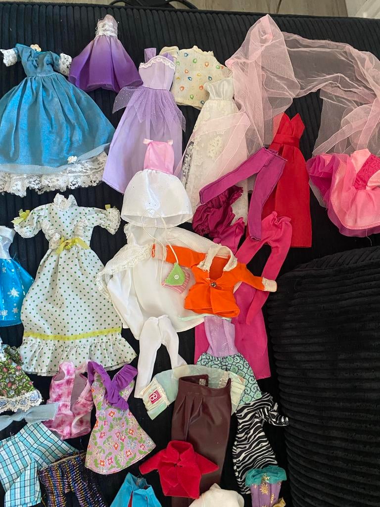 Vintage Barbie kleertjes en accessoires, Ophalen of Verzenden, Gebruikt, Barbie