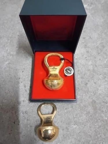 Breda bier sleutelhanger volkswagen - gold plaid flesopener, Verzamelen, Ophalen of Verzenden, Gebruikt, Overige typen, Overige merken