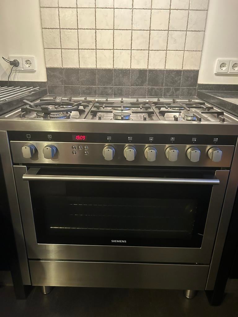 Siemens Vrijstaand Gasfornuis 90cm met 6 Pitten & Oven, Witgoed en Apparatuur, Fornuizen, Ophalen, Gebruikt, 60 cm of meer, Grill