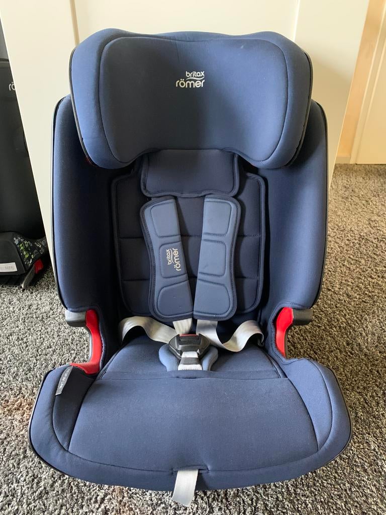 Britax Römer versafix auto stoel, Kinderen en Baby's, Autostoeltjes, Ophalen, Romer, Verstelbare rugleuning, Zo goed als nieuw
