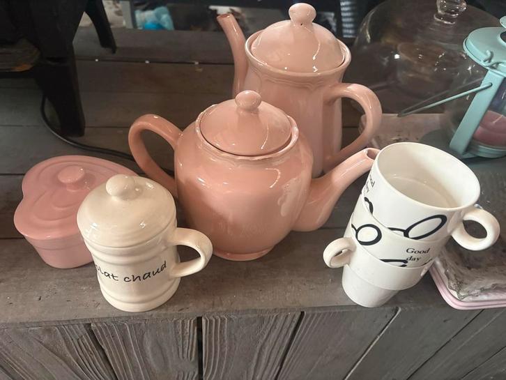 Riviera Maison Roze Theepotten, Bekers en Hart Schaal, Huis en Inrichting, Keuken | Servies, Gebruikt, Kop(pen) en/of Schotel(s)