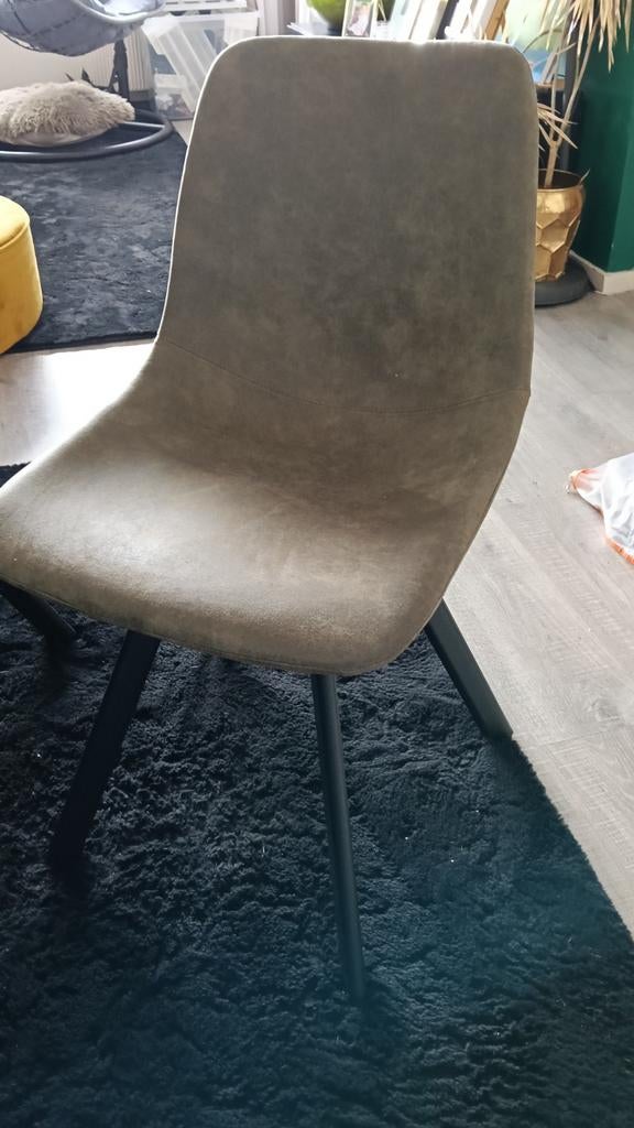 4 suède eetstoelen en wit ronde eettafel, Ophalen, Gebruikt, Vier