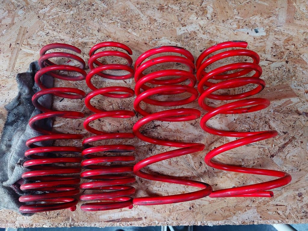 Verlagingsveren Vereniging Voor Toyota Starlet P7, Auto-onderdelen, Ophanging en Onderstel, Toyota, Gebruikt, Ophalen