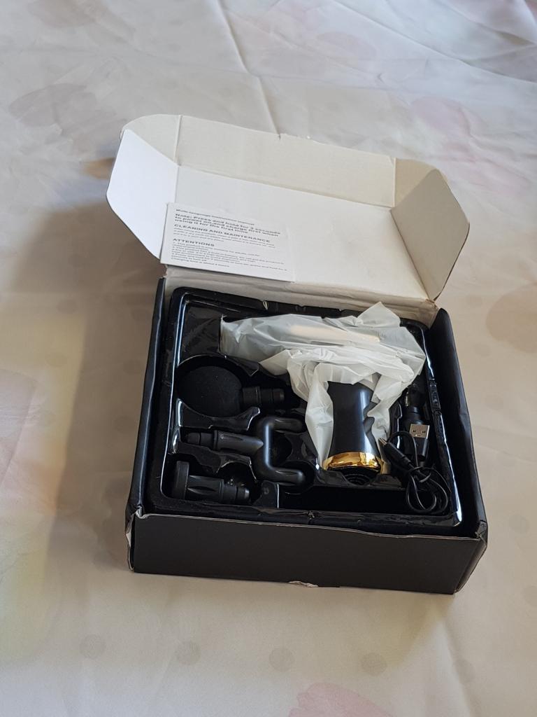 MASSAGE GUN in NIEUW STAAT NOOIT GEBRUIKT ZIT IN DE VERPAKK, Ophalen of Verzenden, Nieuw, Apparaat