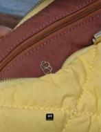 Becksondergaard - Prachtige tas - Nieuw €85, Sieraden, Tassen en Uiterlijk, Tassen | Damestassen, Schoudertasje, Geel, Nieuw, Ophalen of Verzenden