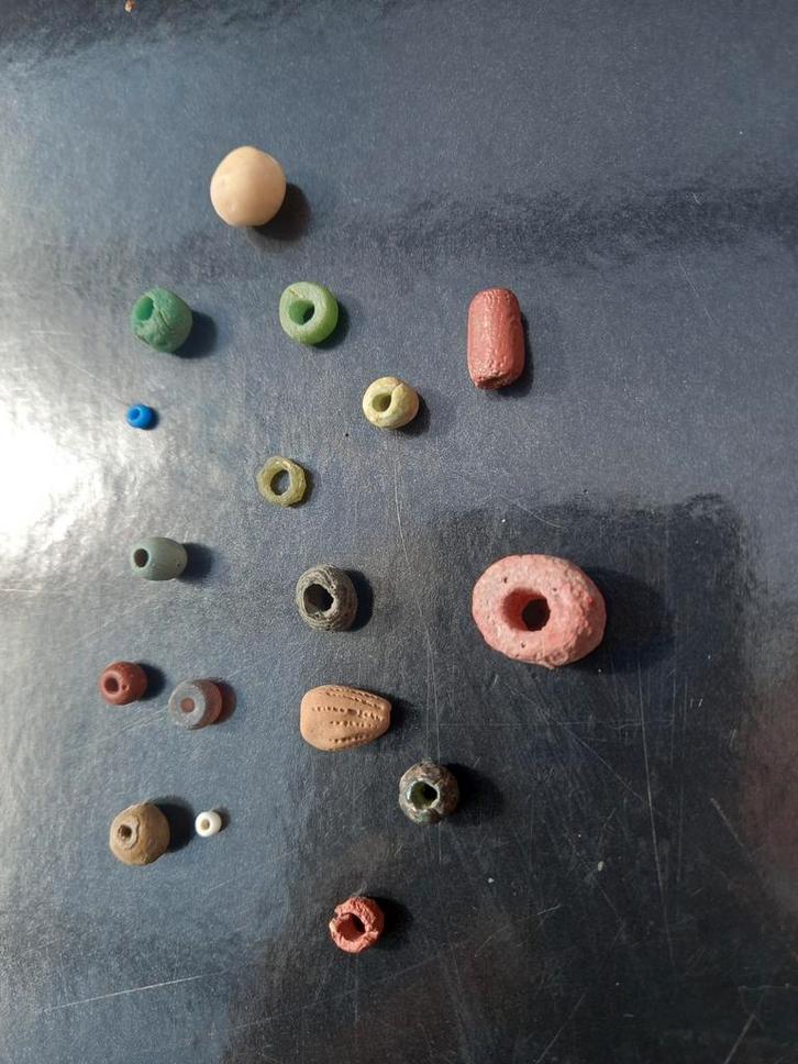 Unieke verzameling Romeinse en vroegmiddeleeuwse kralen, Antiek en Kunst, Antiek | Overige Antiek, Ophalen of Verzenden