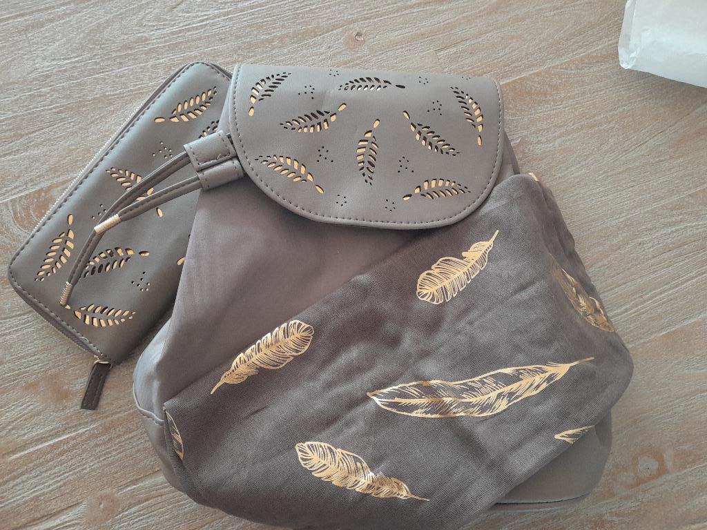 Tas rugtasje rugtas portemonnee en sjaaltje, Sieraden, Tassen en Uiterlijk, Tassen | Damestassen, Ophalen, Nieuw, Overige kleuren