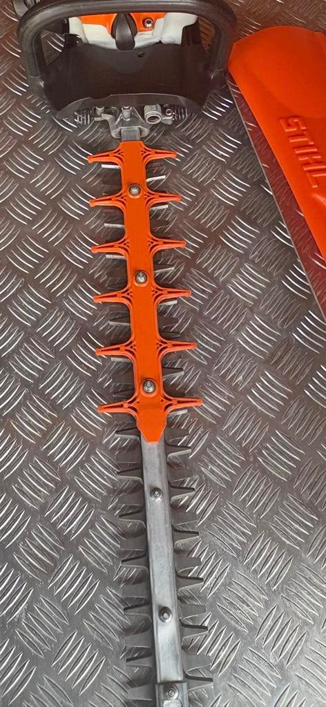 STIHL dubbelzijdige geslepen messen HS81 R / HS 82, Ophalen, Nieuw, Benzine