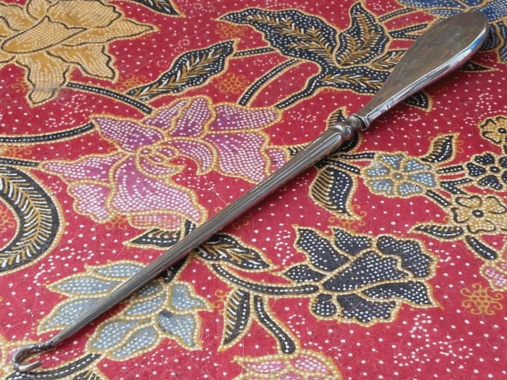 Antieke veterhaak uit Engeland van zilver 28,2 cm., Antiek en Kunst, Ophalen of Verzenden, Zilver