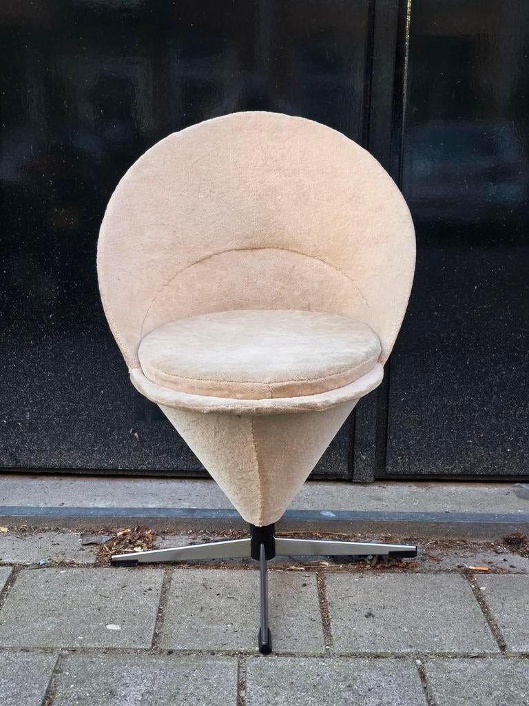 Cone chair fauteuil design Verner Panton, Denmark, 1958, Ophalen of Verzenden, Gebruikt, 75 tot 100 cm, 50 tot 75 cm