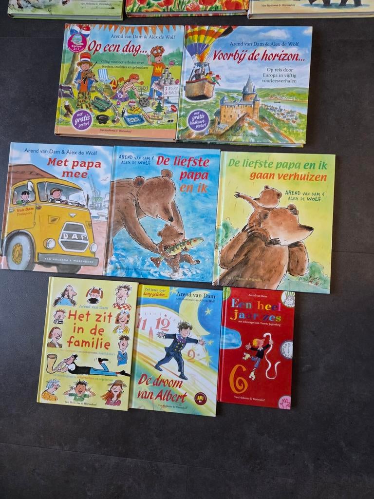 Arend van Dam - Verzameling boeken oa 3x met poster, Boeken, Ophalen of Verzenden, Zo goed als nieuw, Fictie algemeen