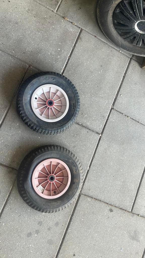 Kruiwagen band lek gratis, Ophalen, Zo goed als nieuw