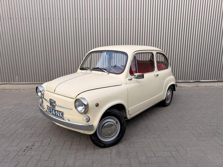 Fiat 600 600 L |Belastingvrij|Gerestaureerd|Nette auto!, Auto's, Fiat, Bedrijf, Te koop, Overige modellen, Lederen bekleding, Benzine