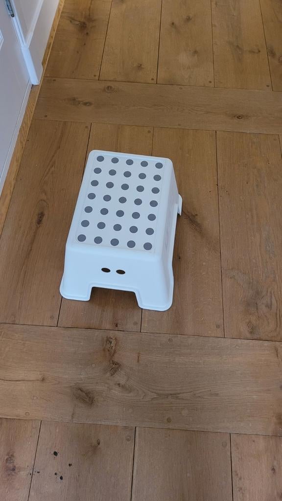 Wit opstapje, Ophalen