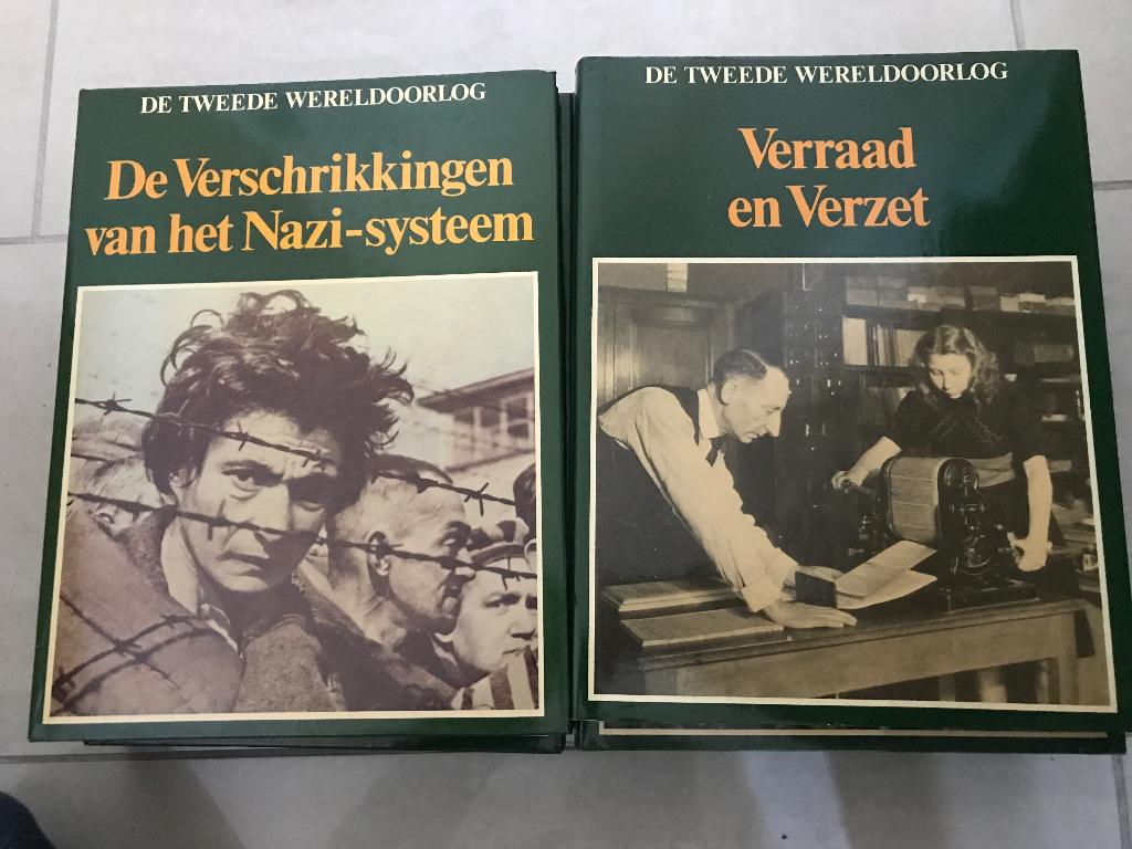 Boeken de slag om Arnhem, Boeken, Ophalen of Verzenden, Tweede Wereldoorlog, Gelezen, Landmacht