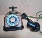 Mooie vintage Telefoon uit 1944, Ophalen, Gebruikt, Met draaischijf