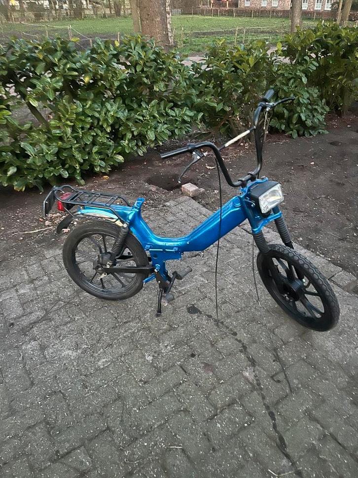 Tomos rollend frame met blauw kenteken, Fietsen en Brommers, Brommeronderdelen | Algemeen, Gebruikt, Frame, Ophalen