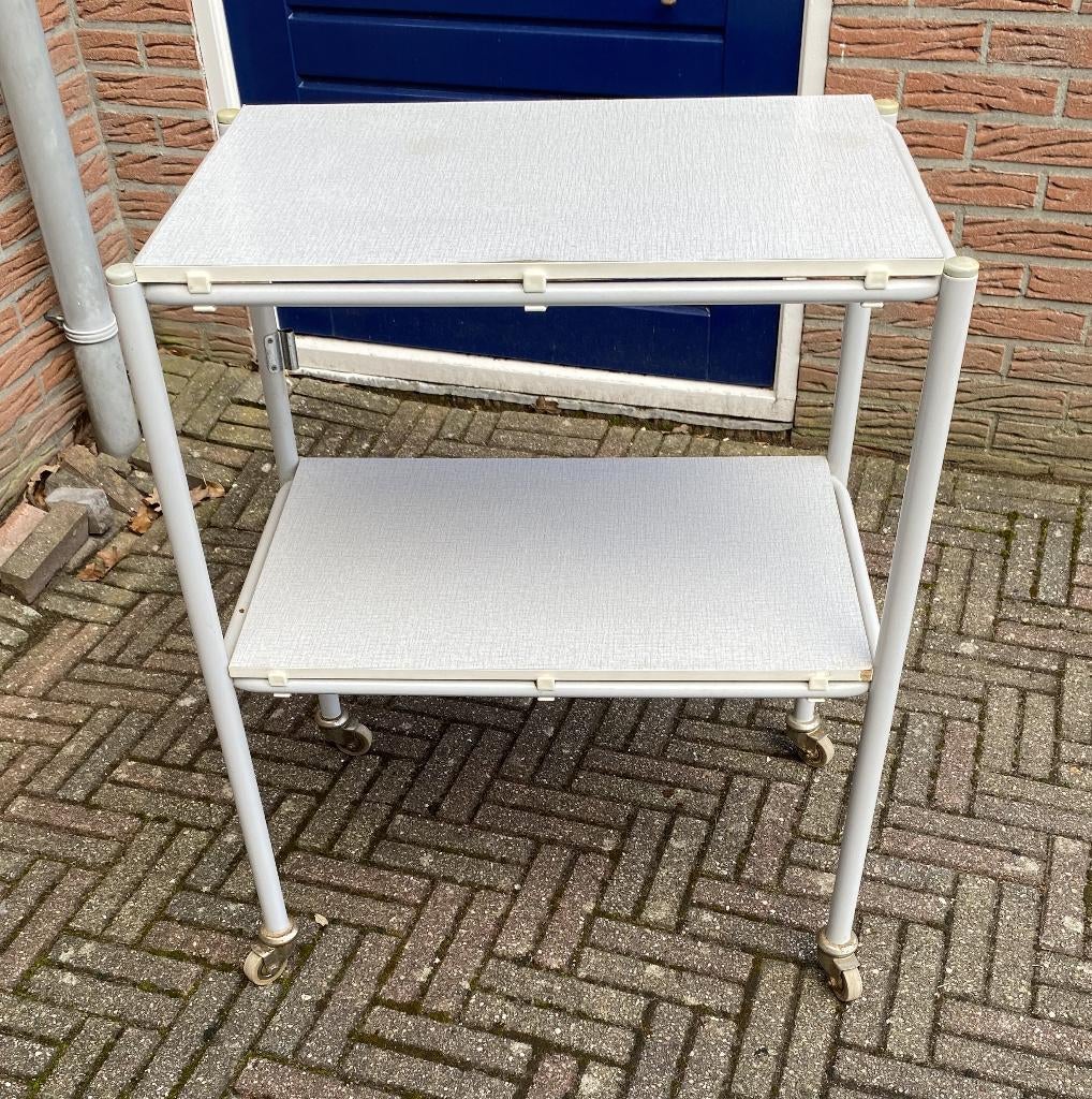Leuke Vintage Trolley ( retro mid century Industrieel design, Ophalen