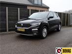 Volkswagen T-Roc 1.0 TSI Style NL-auto (bj 2021), Stof, Gebruikt, 1193 kg, Zwart