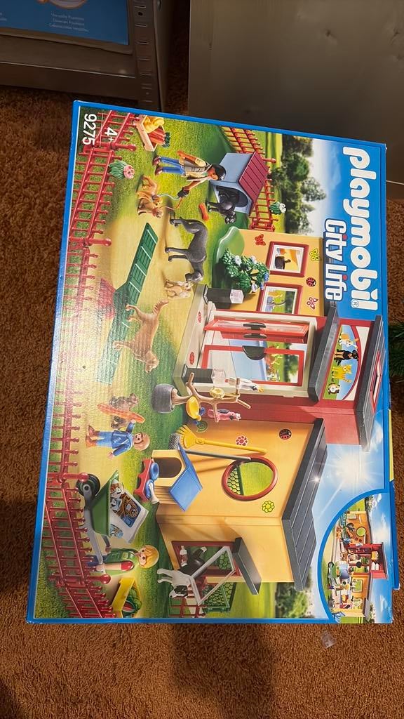 Playmobil City Life 9275, Ophalen of Verzenden, Zo goed als nieuw, Complete set