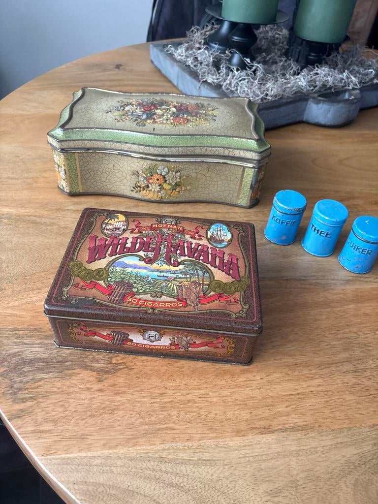 Vintage blikken, Verzamelen, Blikken, Ophalen, Gebruikt, Overige, Overige merken
