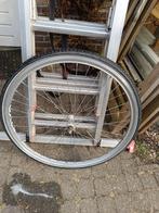 Voorwiel 28 inch, Ophalen of Verzenden, Gebruikt, Algemeen, Wiel
