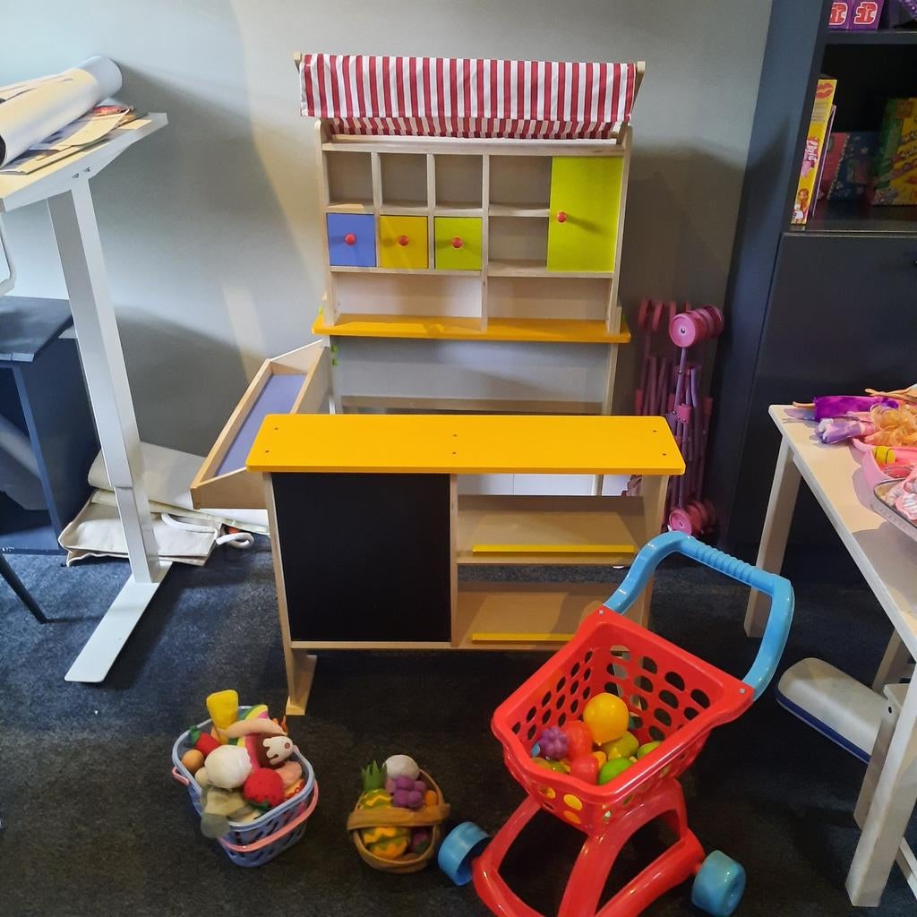 Marktkraam met toebehoren, winkelmandje, winkelwagentje, Ophalen, Gebruikt, Ontdekken