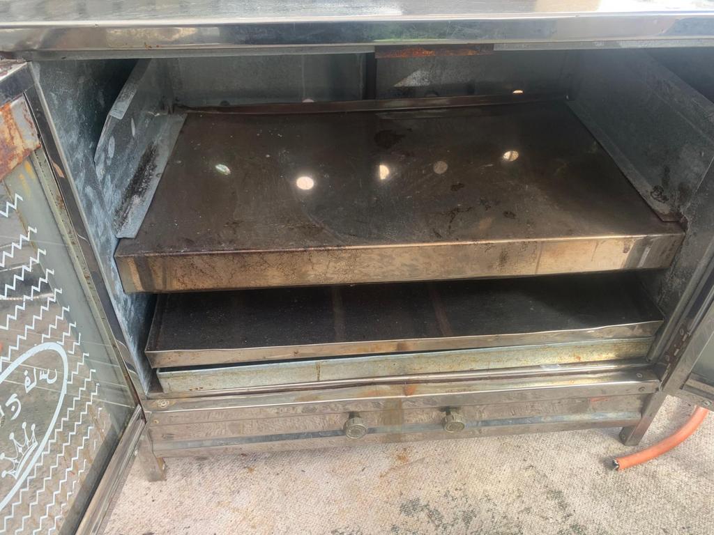 Grote RVS Oven met Twee Deuren en Twee Bakplaten, Witgoed en Apparatuur, Ovens, 45 tot 60 cm, Gebruikt, Oven, 60 cm of meer