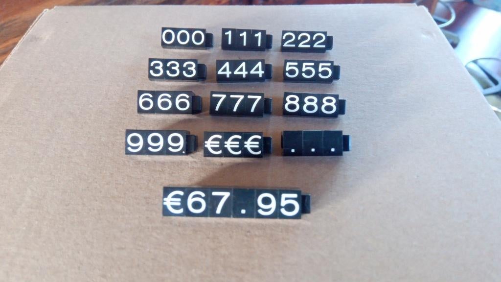 RETIF winkel presentatie prijsblokjes zwart met witte opdruk, Ophalen of Verzenden, Nieuw