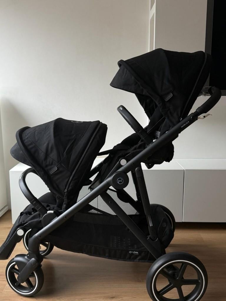 Cybex Gazelle S 2-in-1 Black-Moon-Black 2024, Kinderen en Baby's, Kinderwagens en Combinaties, Verstelbare duwstang, Zo goed als nieuw