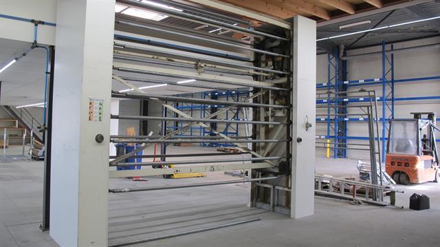 carousel- paternostkast, Gebruikt, Niet ingevuld, Niet ingevuld, Ophalen