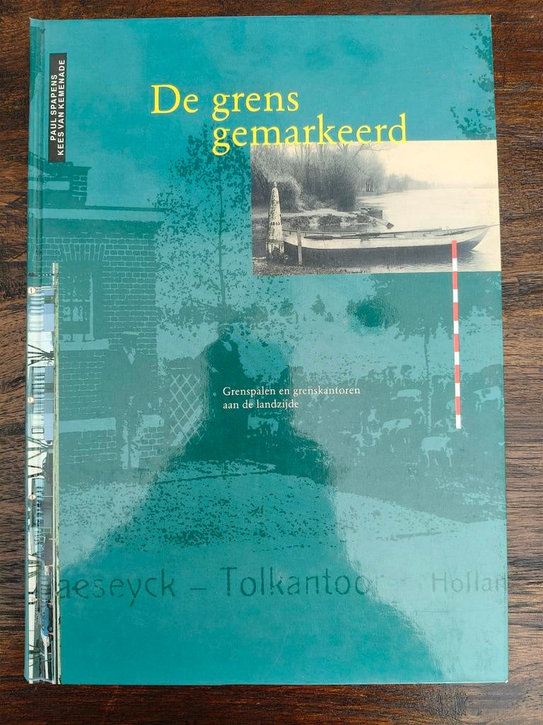 De grens gemarkeerd, Ophalen of Verzenden, Zo goed als nieuw, Architecten