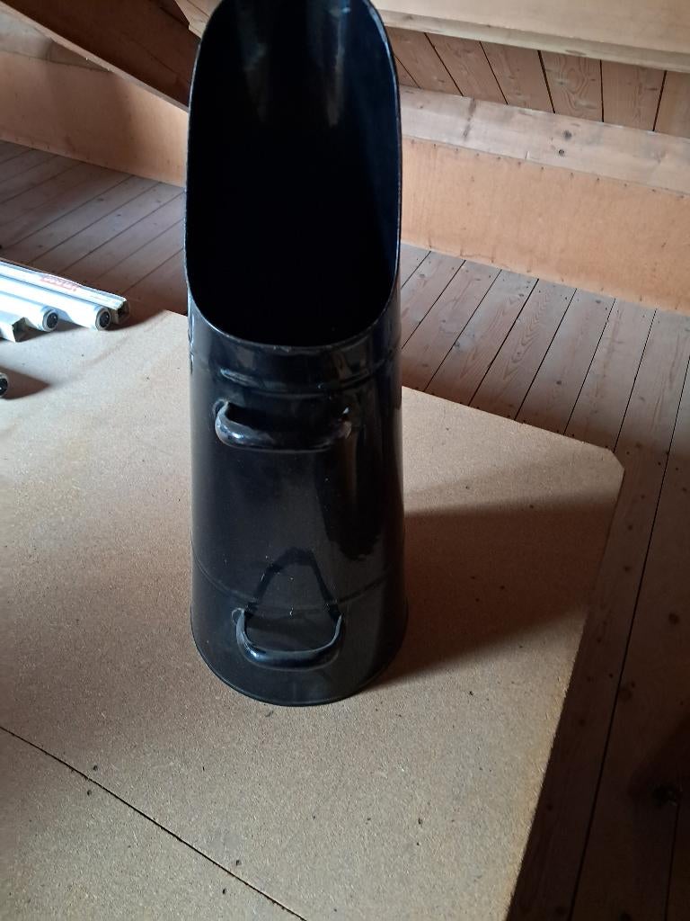 Zwarte kolen kit retro, Ophalen