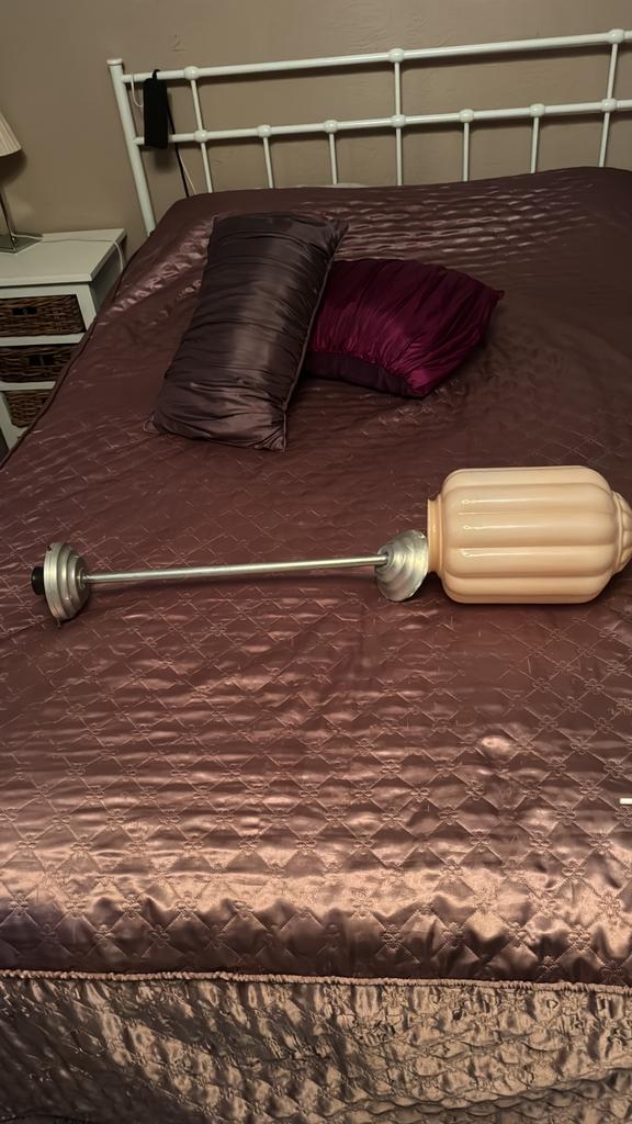 Oude lampen stoel en oud grenen poppenkledingkastjr, Ophalen, Gebruikt, Brocante