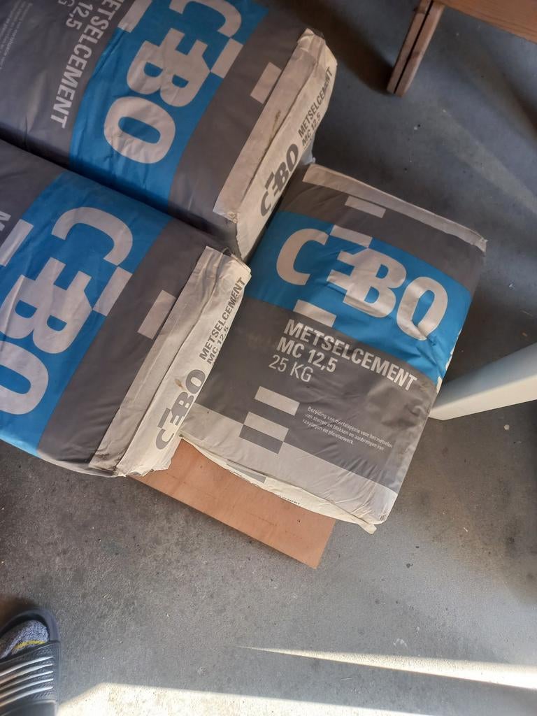 15 zakken metsel cement nieuw, Ophalen of Verzenden, Nieuw
