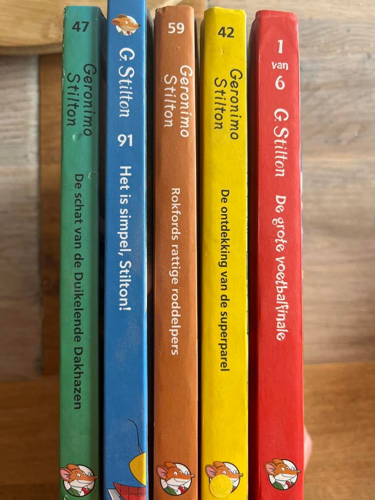 Geronimo Stilton Boeken - 5-delige set, Boeken, Kinderboeken | Jeugd | onder 10 jaar, Gelezen, Fictie algemeen, Ophalen of Verzenden