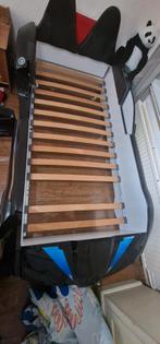 Kinderbed in de vorm van een auto met matras, Kinderen en Baby's, Kinderkamer | Bedden, Ophalen of Verzenden