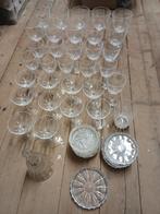 Kristallen glazen, onderzetters en bel, Antiek en Kunst, Ophalen