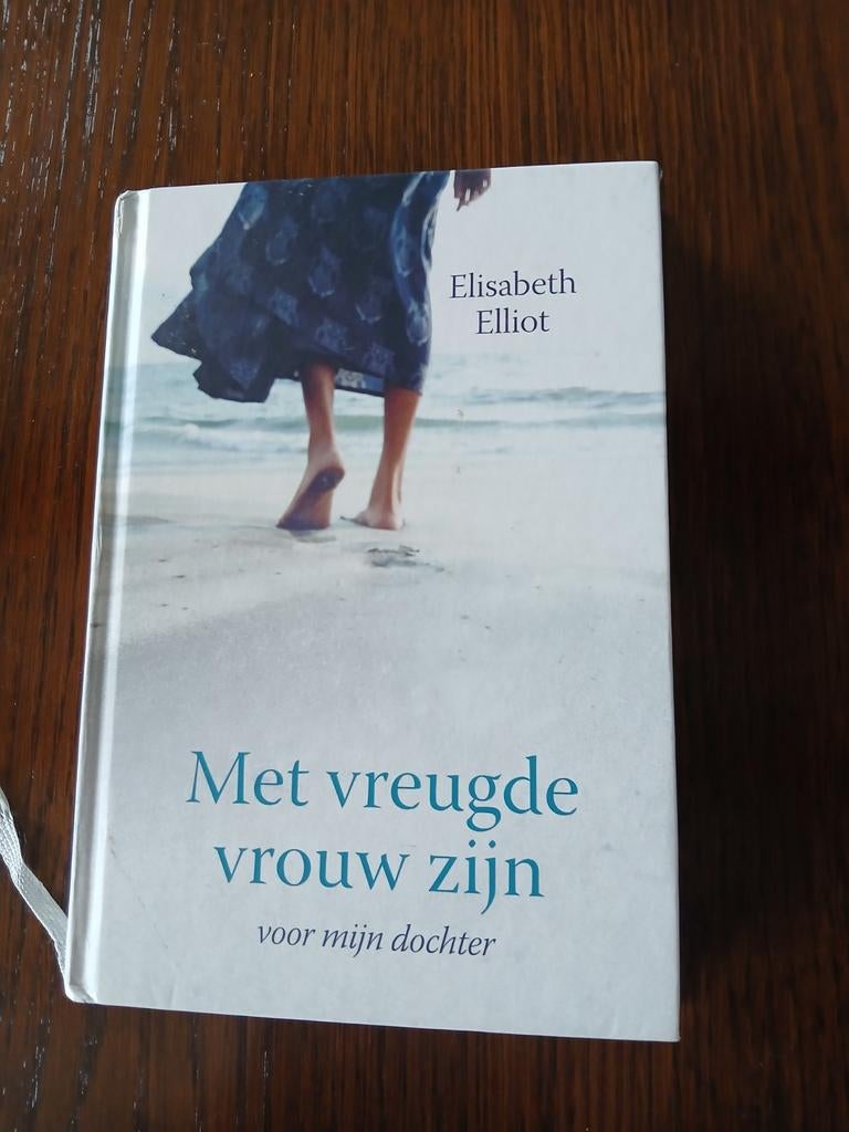 WD015 Elisabeth Elliot - Met vreugde vrouw zijn, Boeken, Godsdienst en Theologie, Zo goed als nieuw, Ophalen of Verzenden