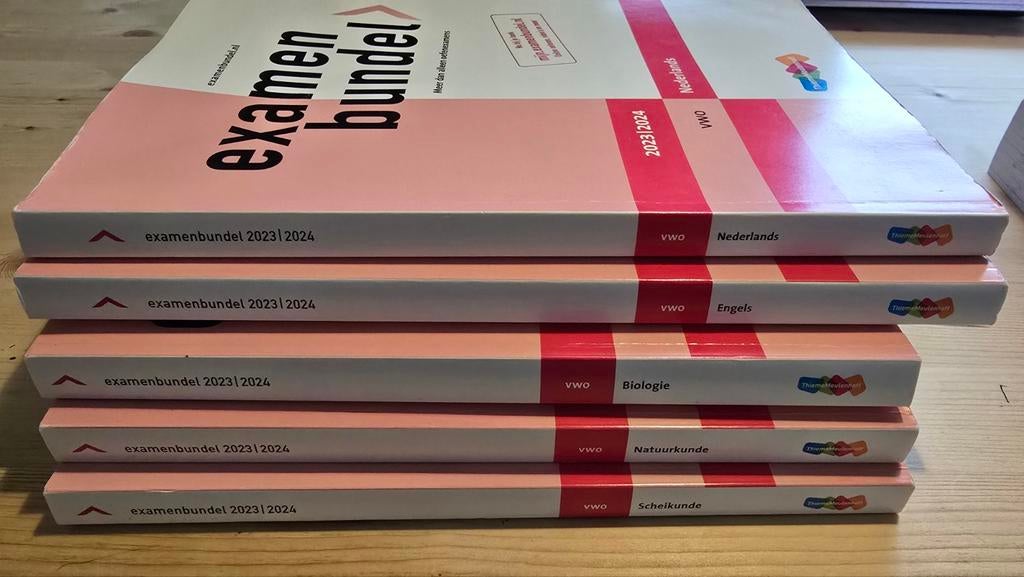 Examenbundel VWO 2023/2024 - Diverse Vakken, Ophalen of Verzenden, Beta, Zo goed als nieuw, ThiemeMeulenhoff