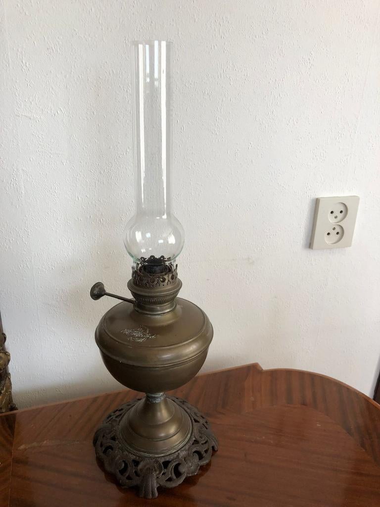 Antieke koperen lamp, Ophalen