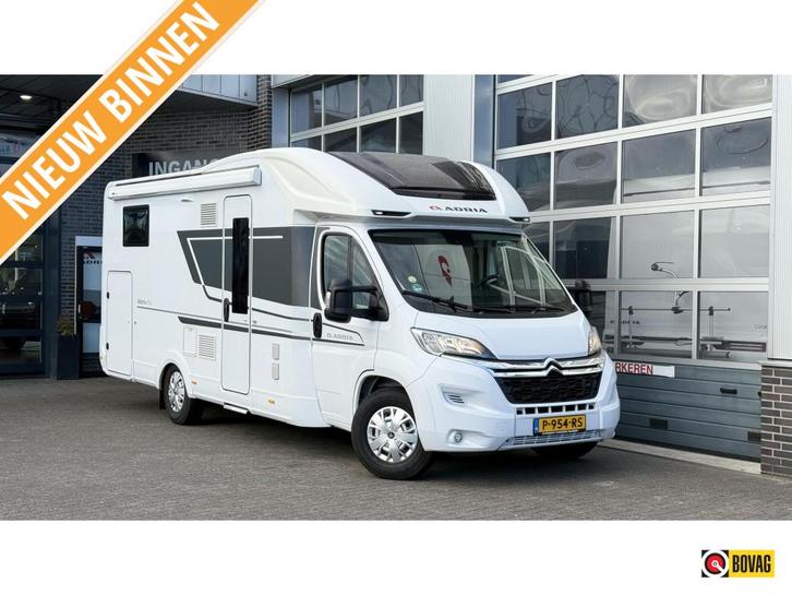 Adria Matrix Axess 670 SL, Caravans en Kamperen, Campers, tot en met 5, Half-integraal, Adria, Overige merken, Diesel, Handgeschakeld
