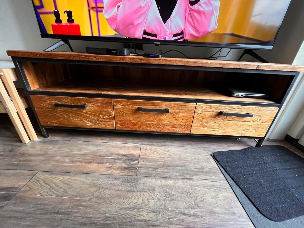 Romaro pronto woonkamer set, Ophalen, Teakhout, 50 tot 100 cm, Zo goed als nieuw
