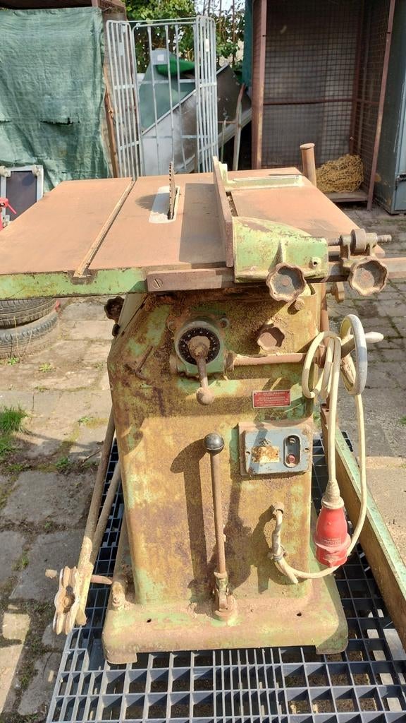 Frommia KS130 Zaagtafel 380V zeer degelijk, Ophalen, Gebruikt, Cirkelzaag