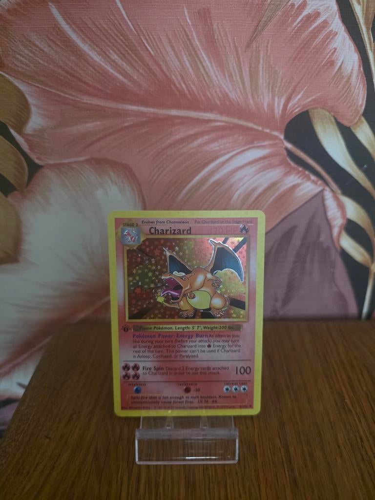 Charizard Pokemon Kaart 4/102, Ophalen of Verzenden
