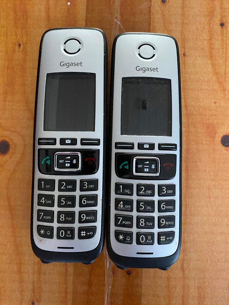 Gigaset A670A draadloze telefoons met basisstation, Ophalen of Verzenden, Gebruikt, 2 handsets