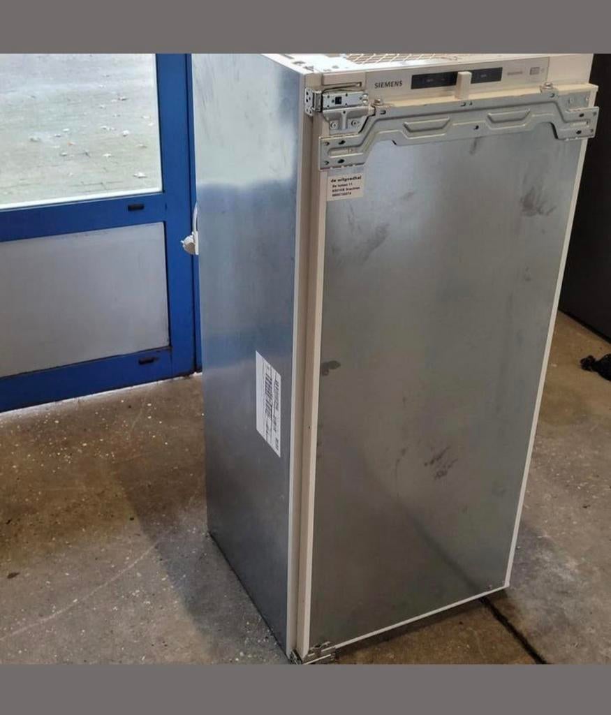 Keurig nette jonge siemens inbouw koelkast deur op deur, Zonder vriesvak, 120 tot 140 cm, 200 liter of meer, Siemens