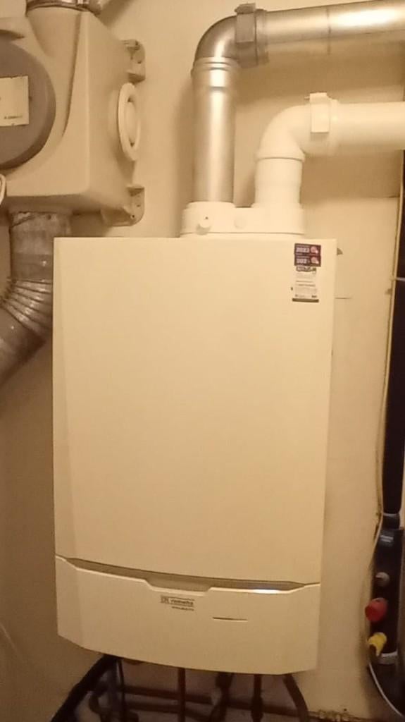 Remeha CV ketel + expansievat, Ophalen, 30 tot 80 cm, Gebruikt, Hoog rendement (Hr)